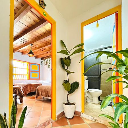 Casa De Las Rocas Hostel Хардин Экстерьер фото