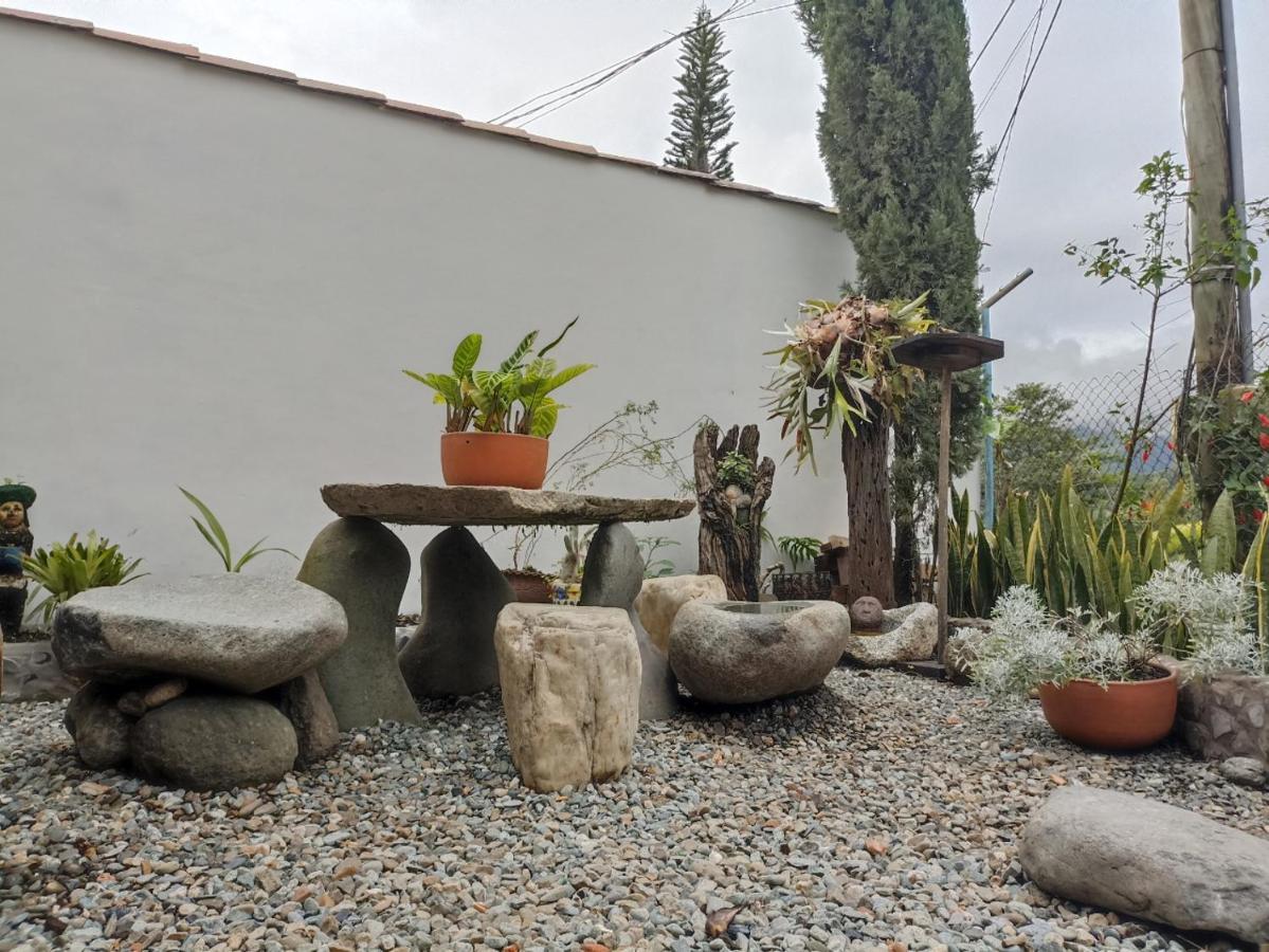 Casa De Las Rocas Hostel Хардин Экстерьер фото