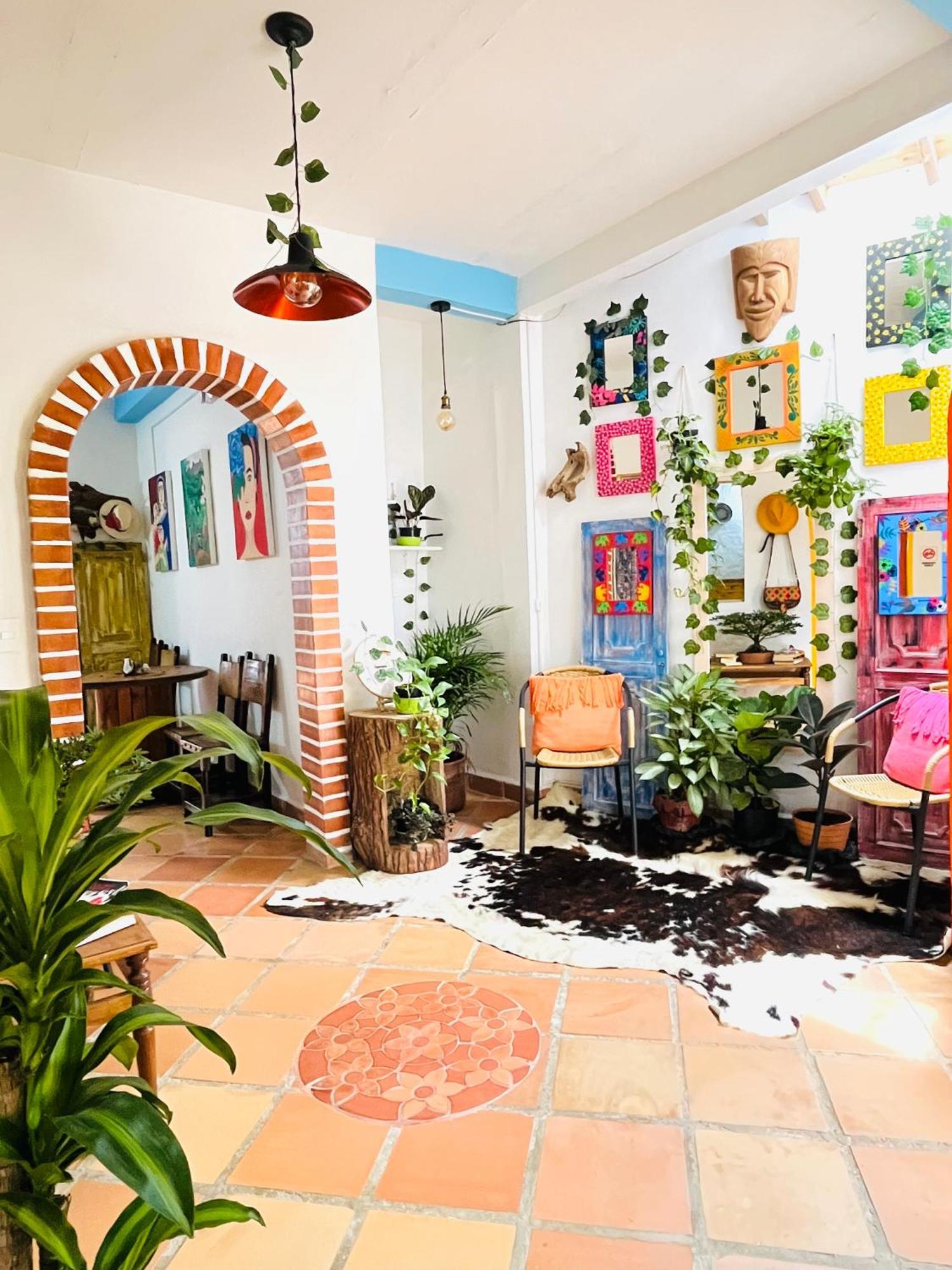 Casa De Las Rocas Hostel Хардин Экстерьер фото